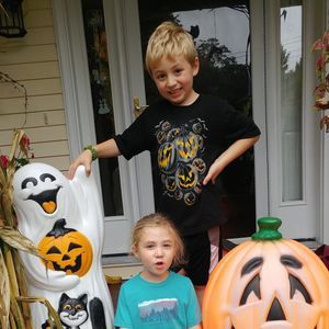 Meet your Posher, Marcia